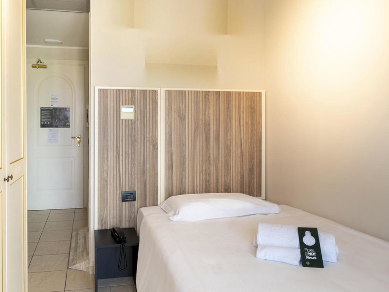 B&B HOTEL Pomezia Cortese, Pomezia, Italy