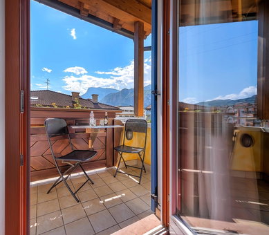 Hotel Garni La Vigna - Adult Friendly, San Michele allʼAdige, Italy