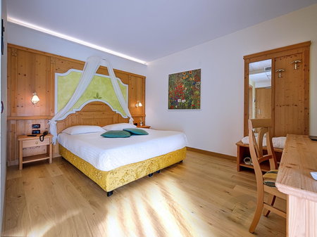 Hotel Garni La Vigna - Adult Friendly, San Michele allʼAdige, Italy
