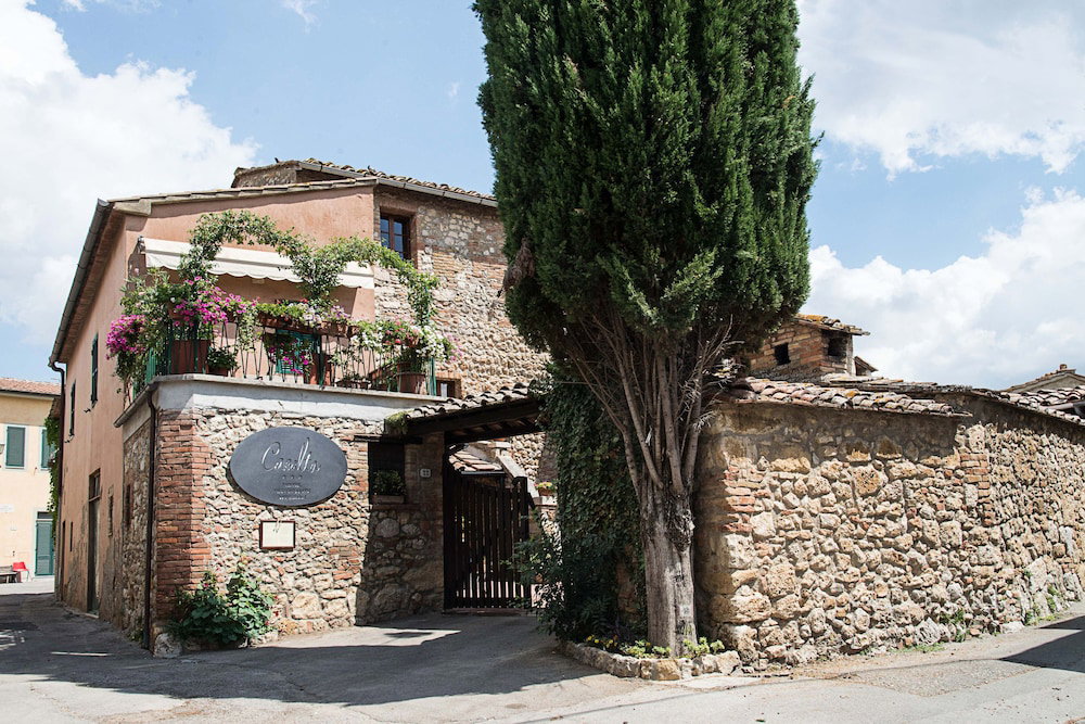 Albergo Casalta, Italy