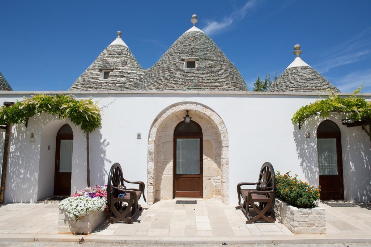 Bed and Breakfast Trulli San Leonardo, Italy
