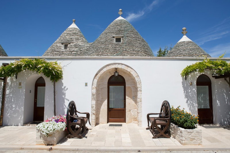 Bed and Breakfast Trulli San Leonardo, Alberobello, Italy