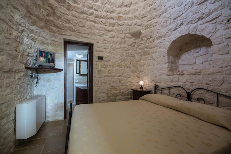 Bed and Breakfast Trulli San Leonardo, Alberobello, Italy