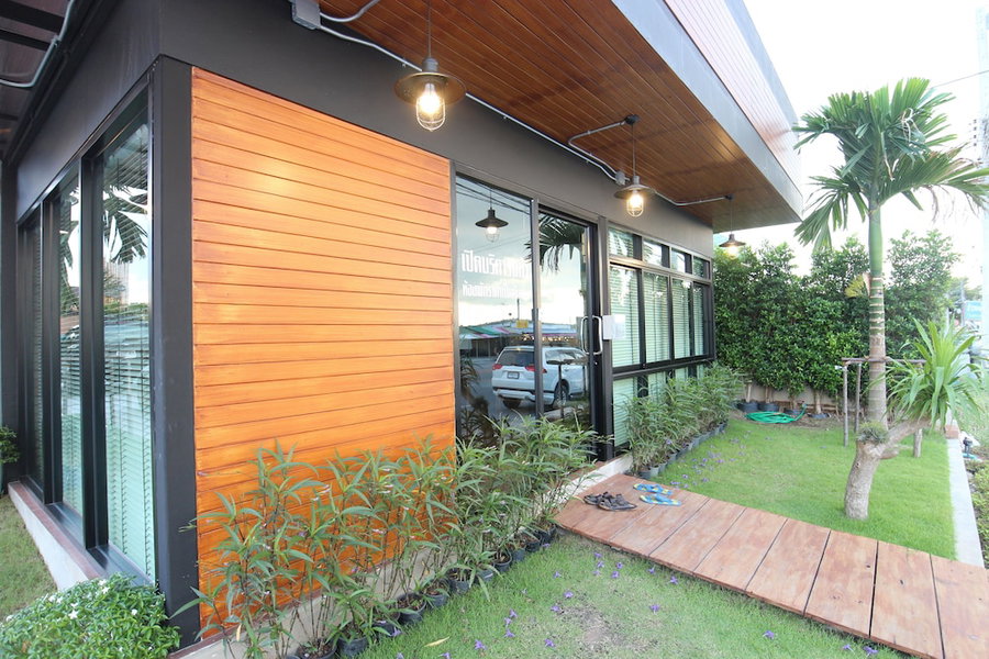 One Beat Vintage & Bistro, Chonburi, Thailand