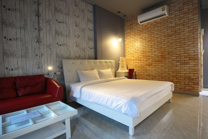 One Beat Vintage & Bistro, Chonburi, Thailand