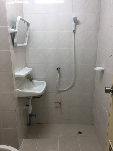 AP Aparment, Krathum Baen, Thailand