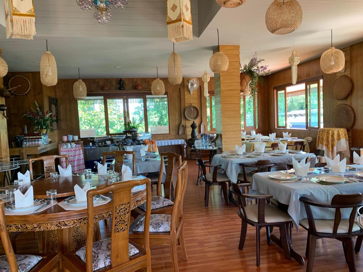 Hotel · Butsaba Garden Resort, Ban San Pa Yang (1)