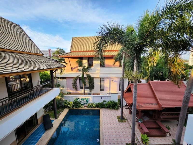 ปุณณภา พูล วิลล่า พัทยา Punnapha Pool Villa Pattaya, Jomtien Beach, Thailand