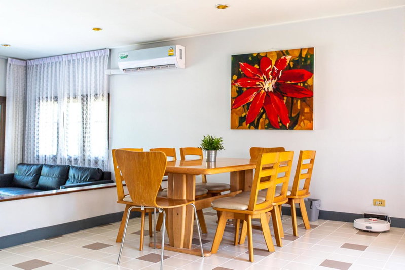 F4 Beach house Kitchen BBQ 3 bedrooms Large yard, Rayong, Thailand