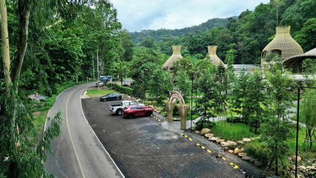T-Story Maekampong, Mae On, Thailand