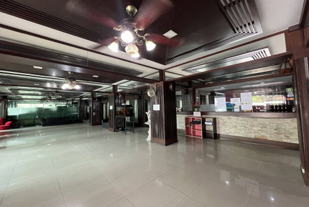 Phongsathon Mansion, Bangkok, Thailand