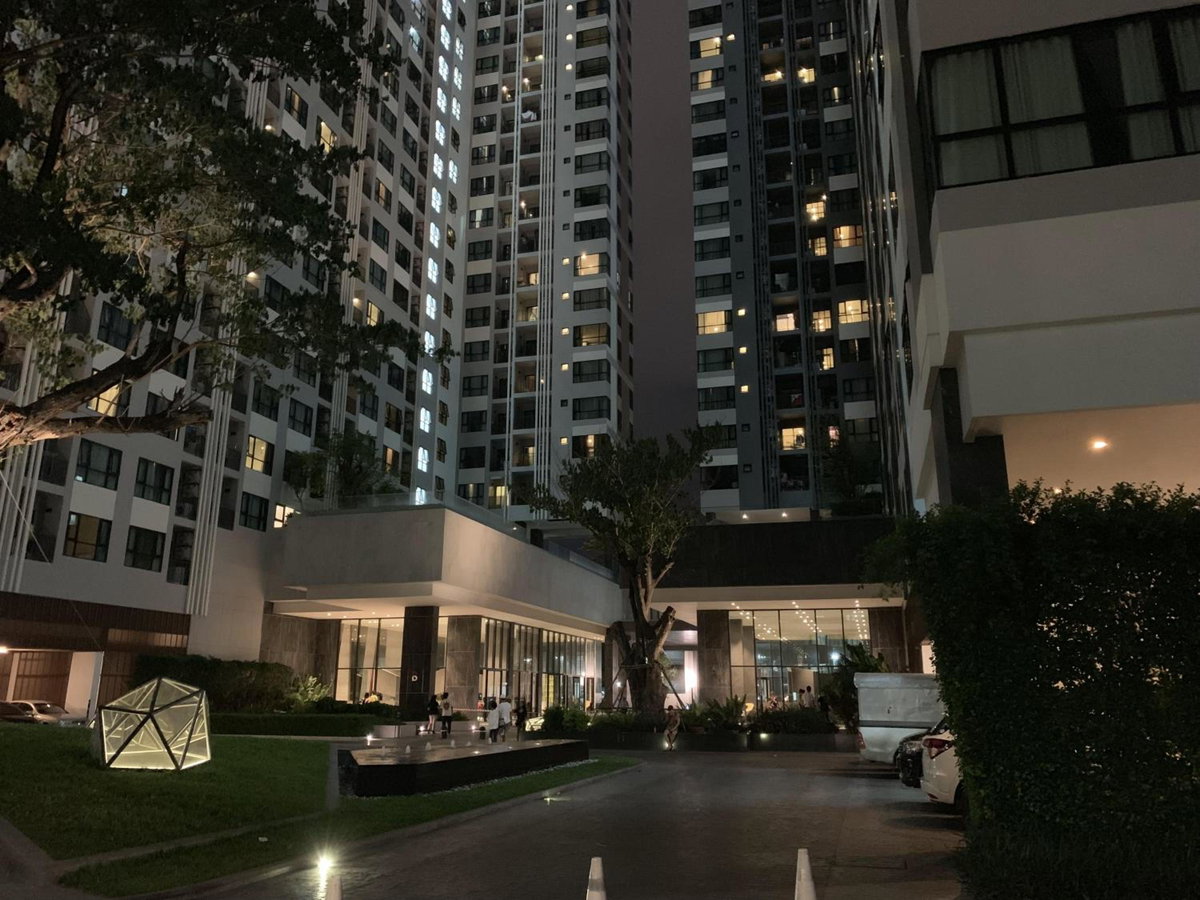 Hotel · The Base Condo, Pattaya Central