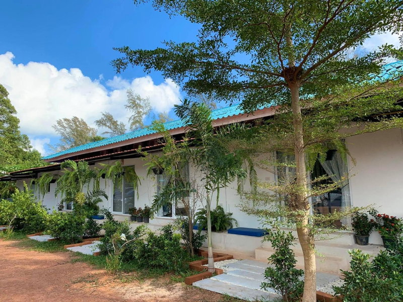 Baanboonpetch Resort, Ban Phlong Takhe, Thailand