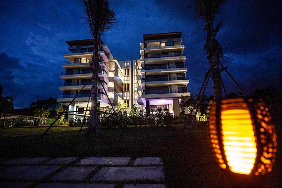 Beachfront Condo Escape 243, Thailand
