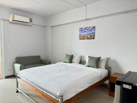 Nicha Residence Hotel, Bangkok, Thailand