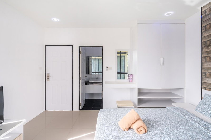 AnB Loft Pool Villa 3BR/3Bath Close to Jomtian Beach, Ban Huai Yai, Thailand