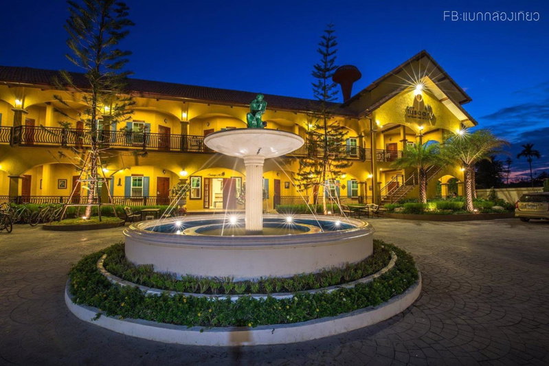 Bella Tuscany's homeไม่รวมอาหารเช้า, Nong Sarai, Thailand