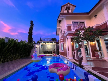 Landara Private Pool Villa Sattahip, Sattahip, Thailand