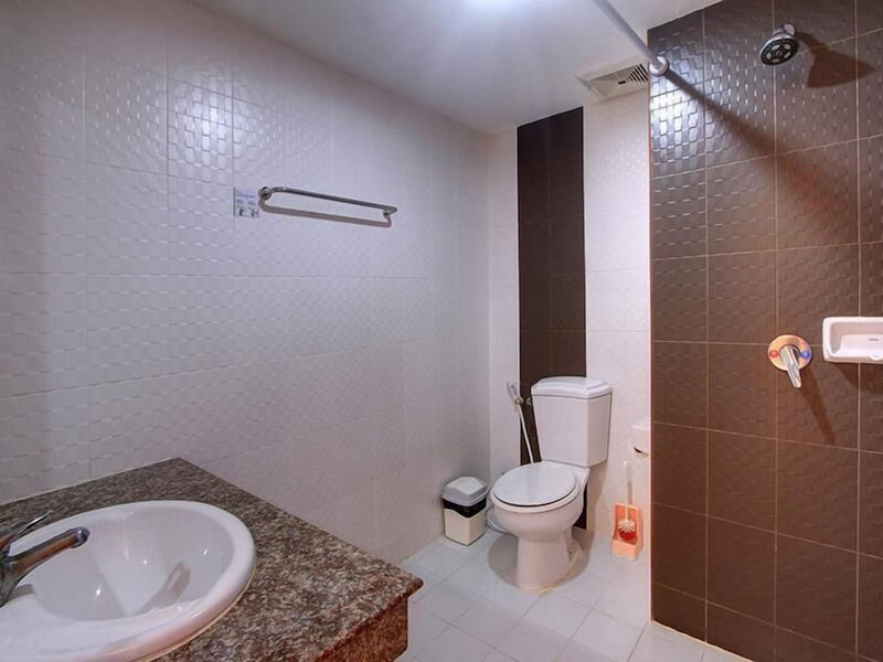 Global Hotel Beach View, Patong, Thailand