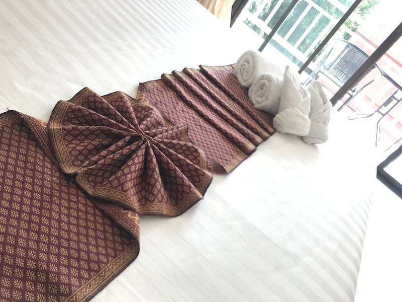 Global Hotel Beach View, Patong, Thailand