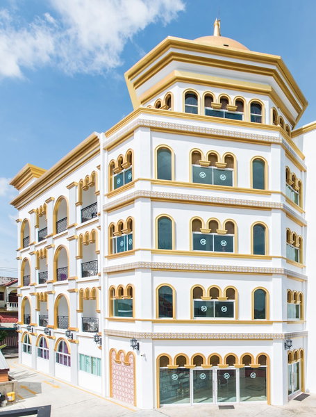 Oasis Hiso Hotel, Lop Buri, Thailand