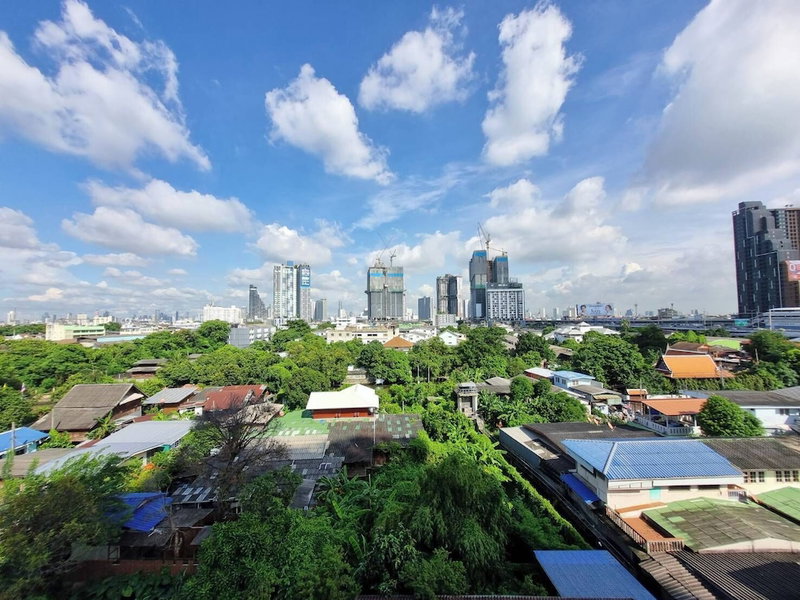 Aqua Residences, Bangkok, Thailand