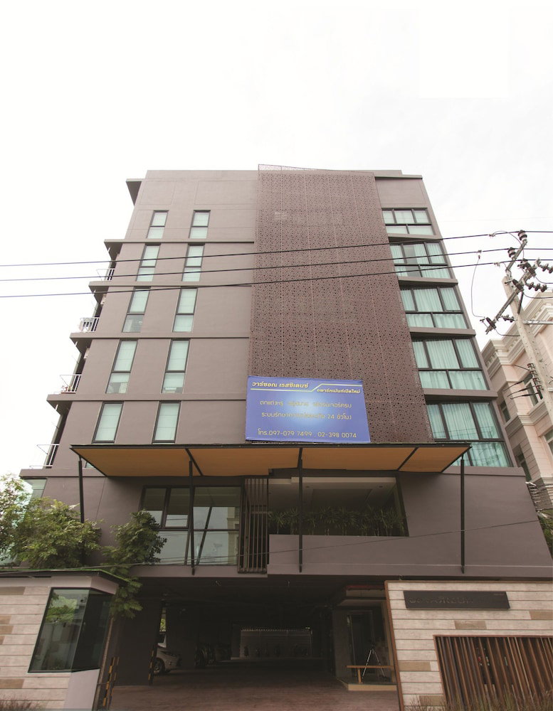 Hotel · Varrzon Residence Srinakarin 56, Bangkok