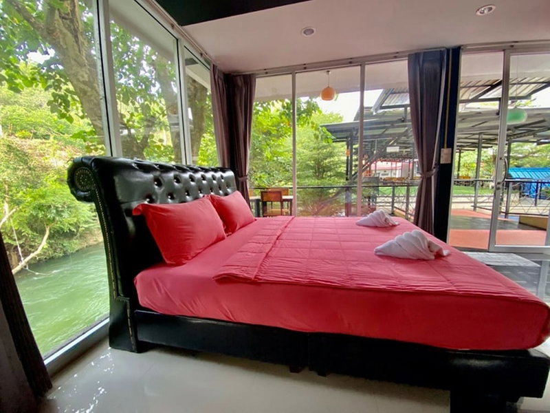 Natthapon Resort, Kaeng Krachan, Thailand