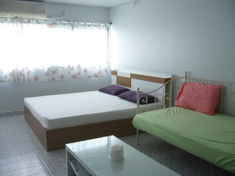 T8 Guest House Don Mueang Challenger, Thung Si Kan, Thailand