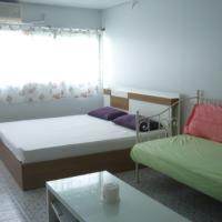 T8 Guest House Don Mueang Challenger, Thung Si Kan, Thailand