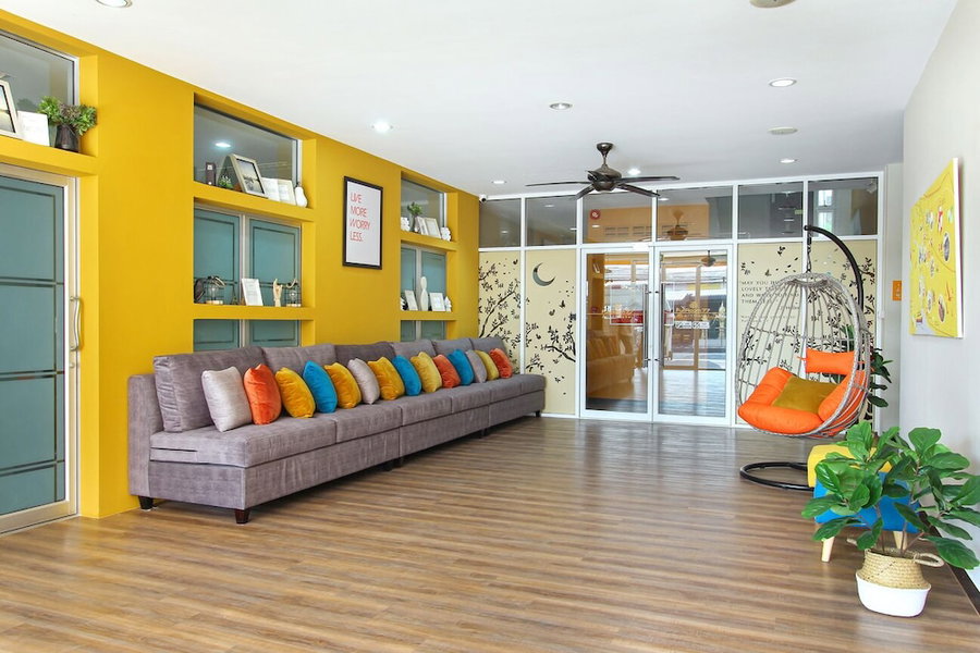 Fullroom 77 Srinakarin, Samut Prakan, Thailand