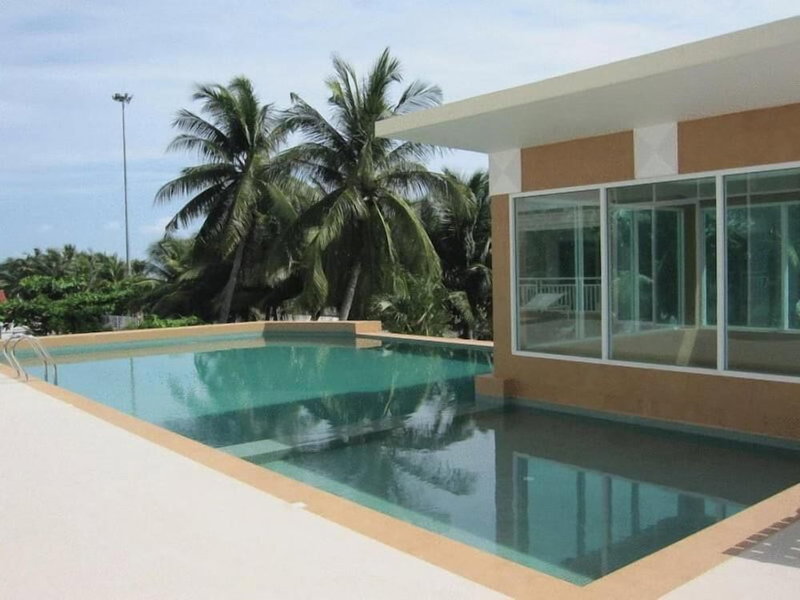 Nanachart Bangsaen, Chonburi, Thailand