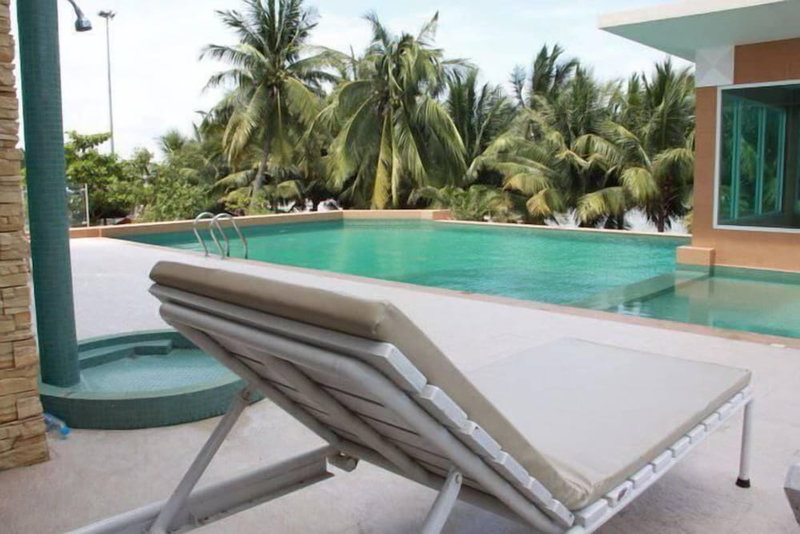Nanachart Bangsaen, Chonburi, Thailand