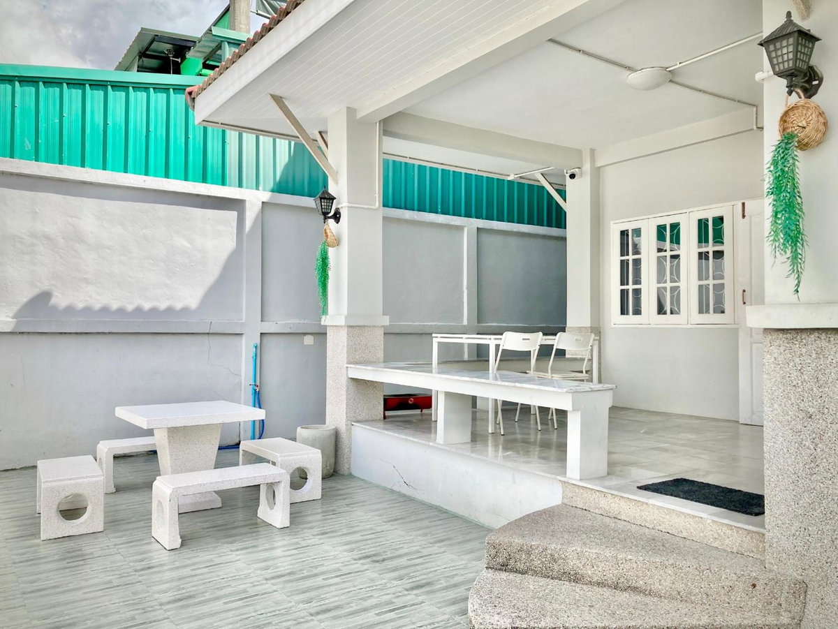 Hotel · บ้านพักบางแสน บ้านชนัญญา BaanChananya, Ban Thai Don (1)