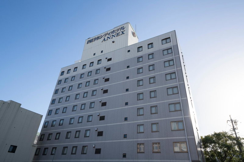 Yokkaichi City Hotel Annex, Yokkaichi, Japan