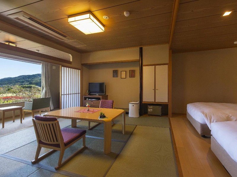 Shimoda Central Hotel, Shimoda, Japan