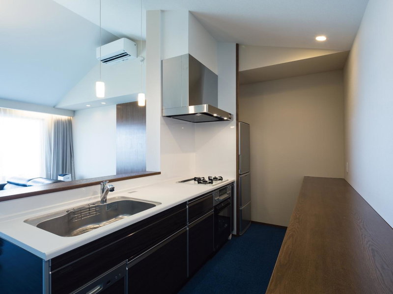 Condominium T-Room, Jima, Japan