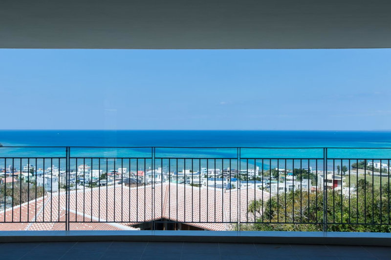 Condominium T-Room, Jima, Japan
