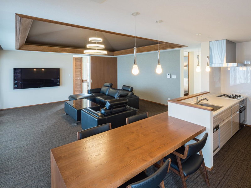 Condominium T-Room, Jima, Japan