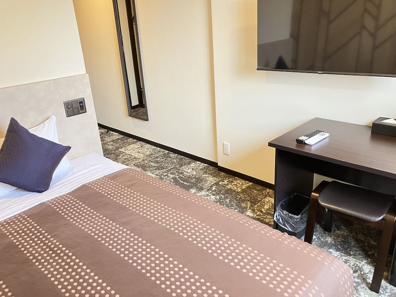 HOTEL LiVEMAX Shin-Osaka, Osaka, Japan