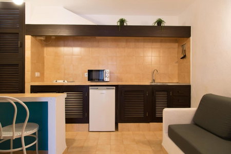 Apartamentos Noray, Es Calo, Spain