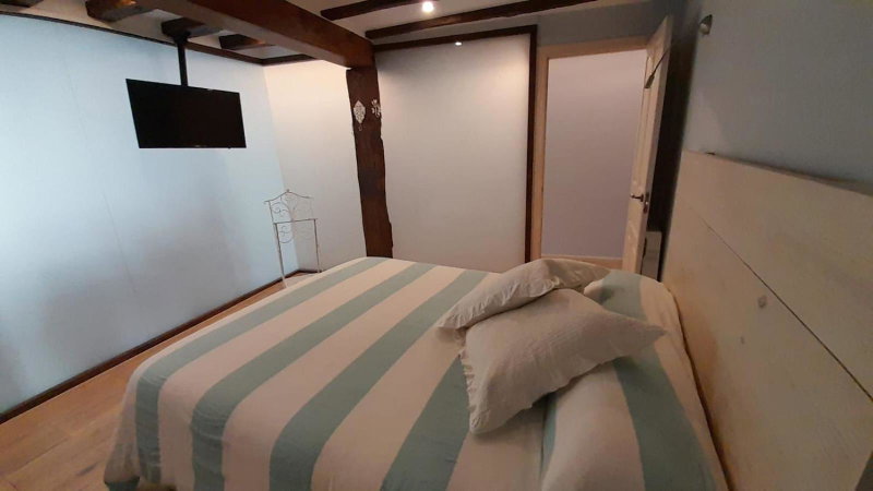 Precioso apartamento al lado de la Catedral, Burgos, Spain