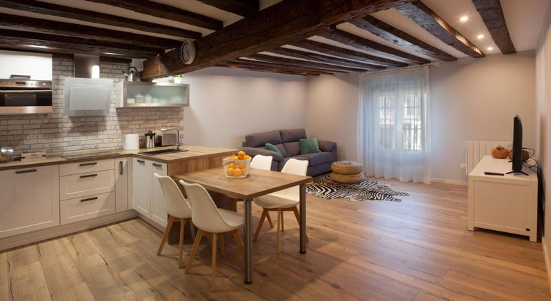 Precioso apartamento al lado de la Catedral, Burgos, Spain