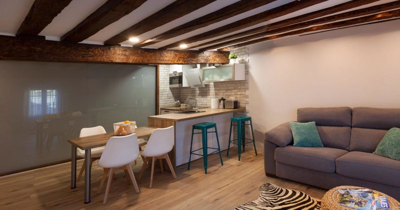 Precioso apartamento al lado de la Catedral, Burgos, Spain