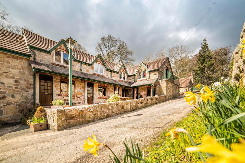 Nant Ucha Farm Holiday Cottages near Llangollen, Acrefair, United Kingdom