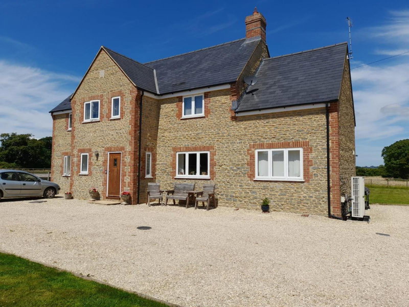 Folly Fields Farm B&B, Sherborne, United Kingdom