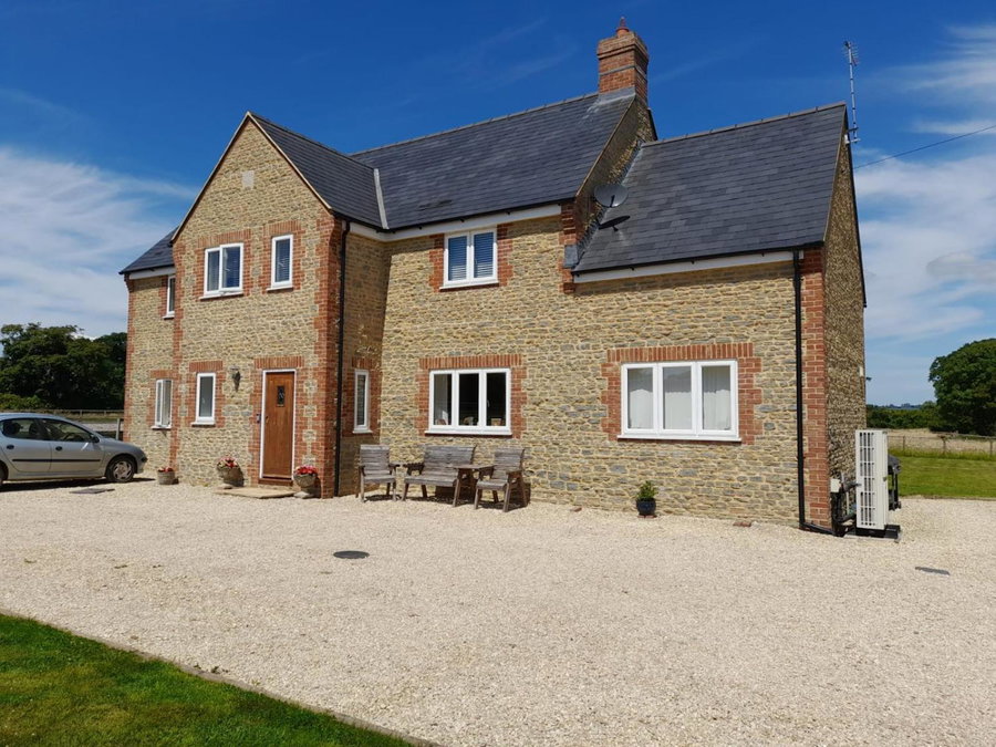 Folly Fields Farm B&B, Sherborne, United Kingdom
