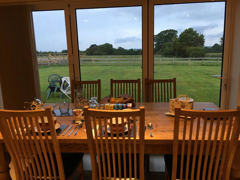 Folly Fields Farm B&B, Sherborne, United Kingdom