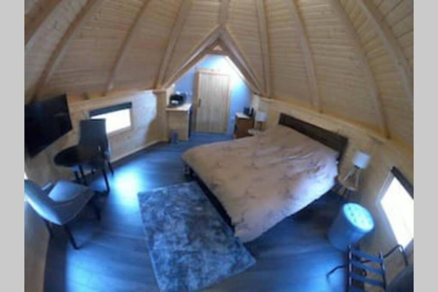 Unique luxury cabin, Inverness, United Kingdom