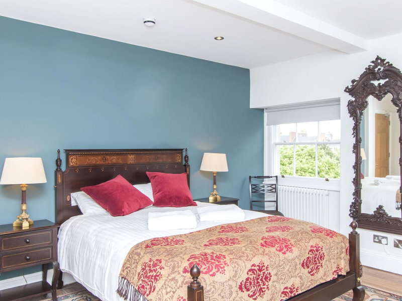 3 Berkeley Square Guesthouse, Bristol, United Kingdom